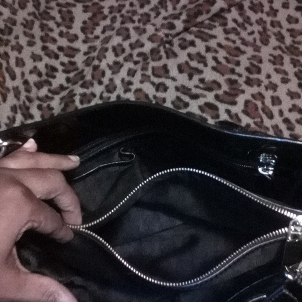 COPY - Handbag - Picture 2 of 5